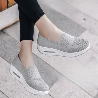Ergovia™ - Baskets à confort orthopédique femme