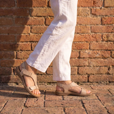 Lyria™ - Sandales ouvertes en cuir à confort orthopédique