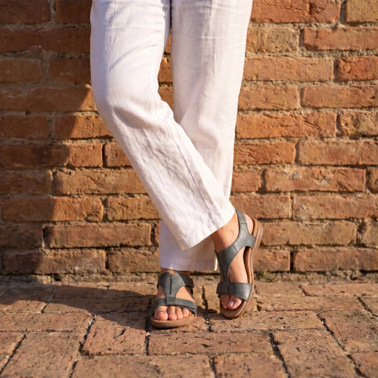 Lyria™ - Sandales ouvertes en cuir à confort orthopédique